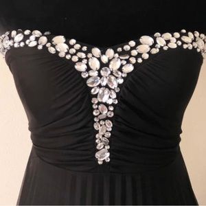 Formal dress small